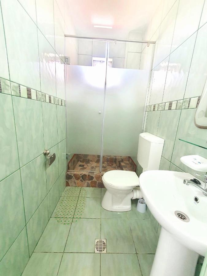 Vila Fery คอสติเนช ภายนอก รูปภาพ